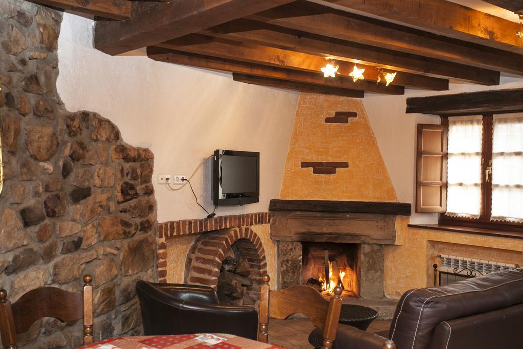 El Cabanon De Pimiango Quarto foto