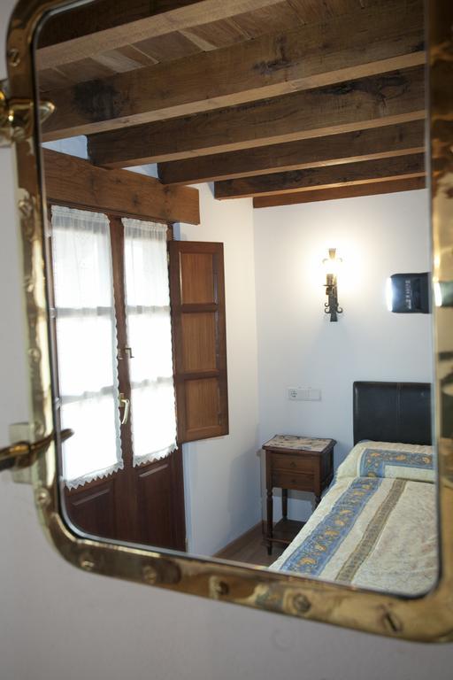 El Cabanon De Pimiango Quarto foto