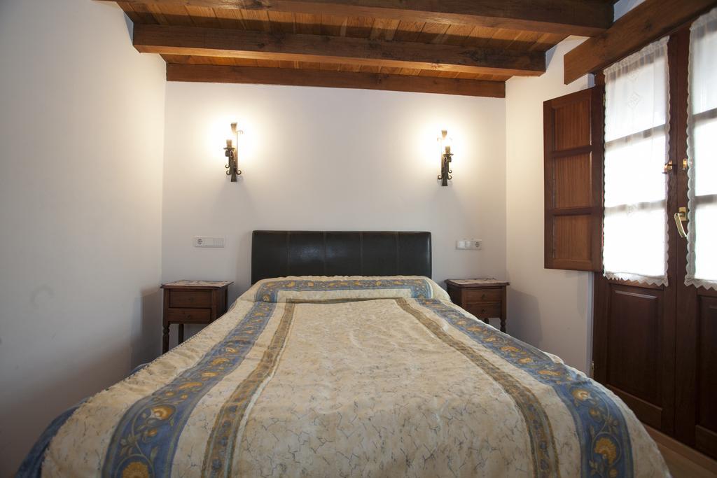 El Cabanon De Pimiango Quarto foto